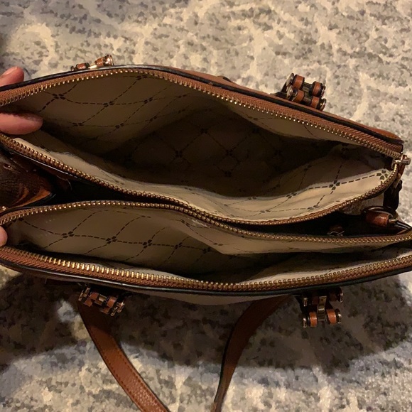 Neutralizer medium shoulder bag - Picture 10 of 10